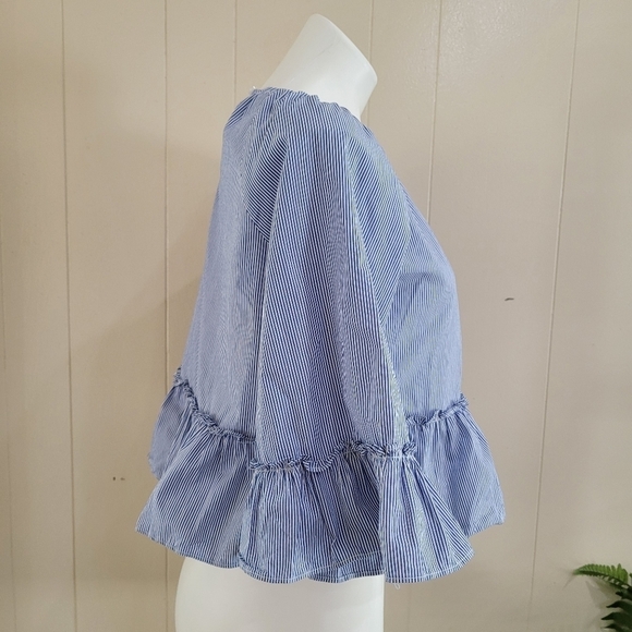 Soprano Blue Striped Top Bell Sleeve Blouse Sz L - Picture 4 of 11